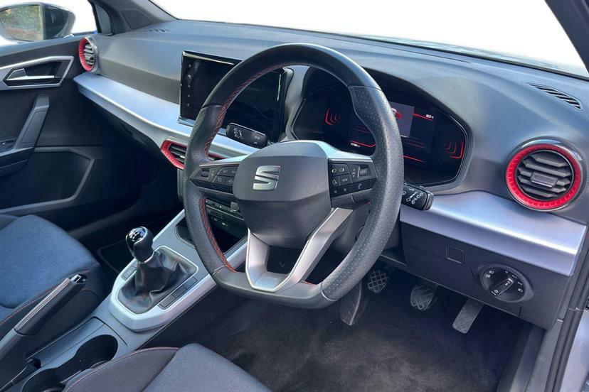 Seat Arona 1.0 Tsi 110 Fr AY73WGA Black #6