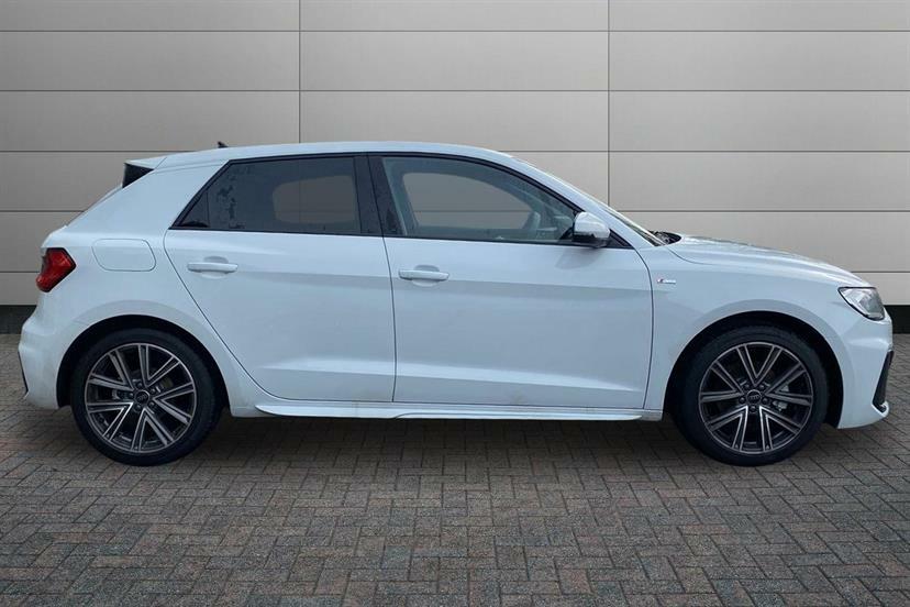Audi A1 30 Tfsi S Line WU26FBA White #4