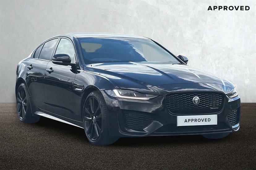 Jaguar XE 2.0 D200 R-dynamic Se Black Black
