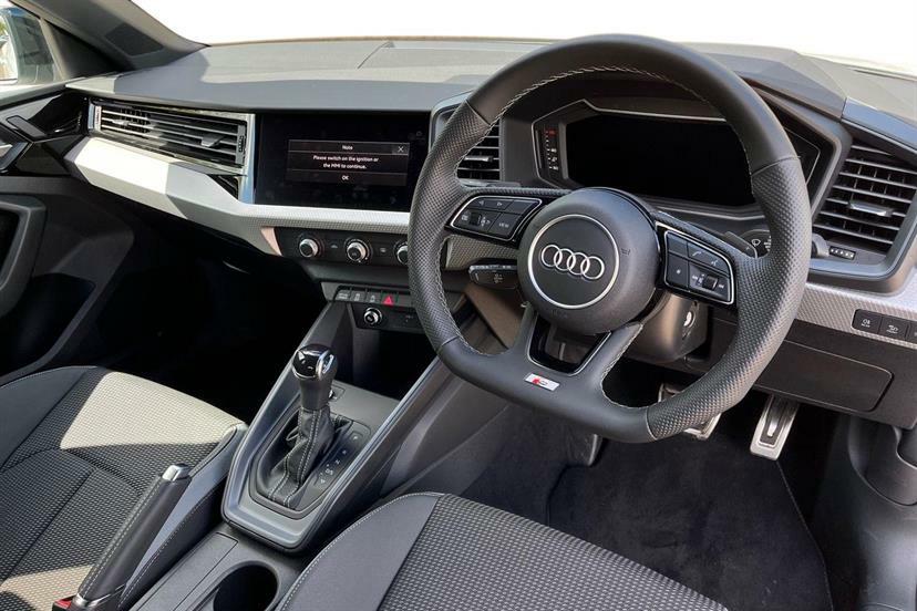 Audi A1 35 Tfsi Black Edition S Tronic NU25HJG White #6