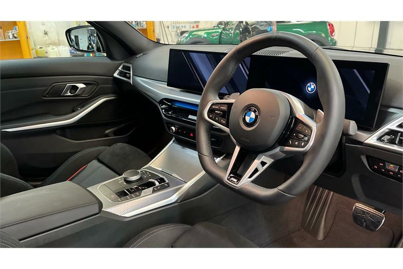 BMW 3 Series 320I M Sport Step GY26DZP Black #6