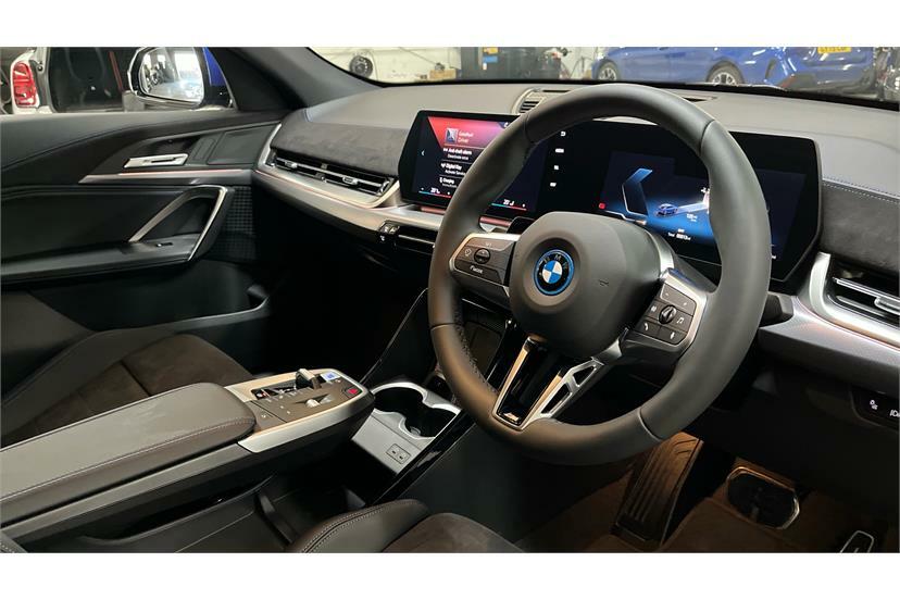 BMW iX2 150Kw Edrive20 Shadow Edition 65Kwh GY26HCF Blue #6