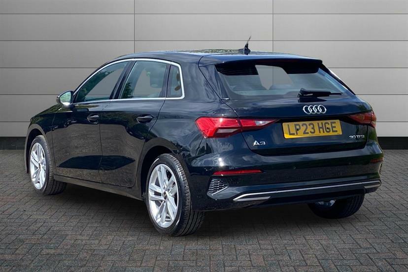 Audi A3 30 Tfsi Sport LP23HGE Black #3