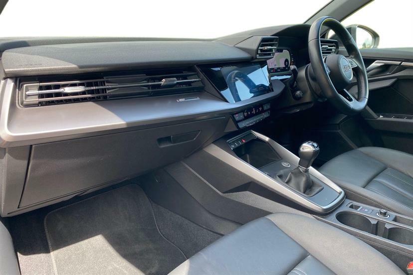 Audi A3 30 Tfsi Sport LP23HGE Black #2