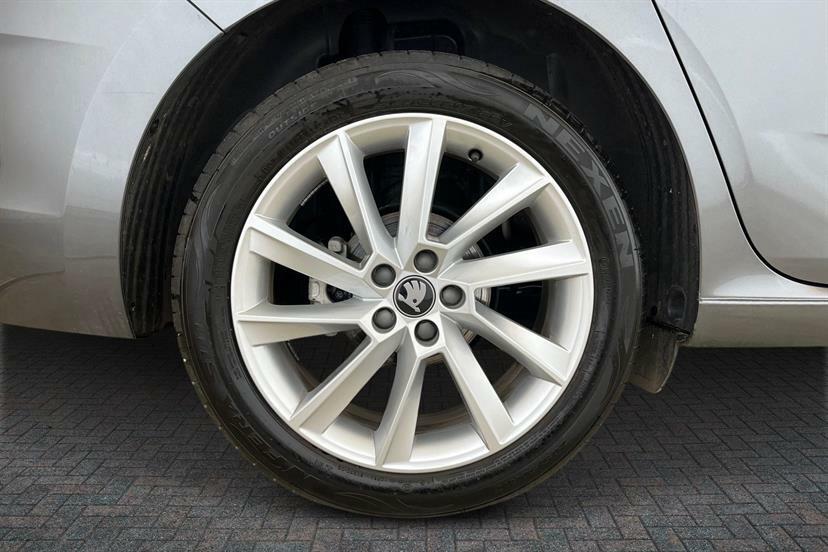 Skoda Scala 1.0 Tsi 116 Se L Edition Dsg AO75UNJ Grey #5