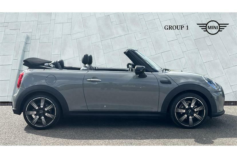 Mini Convertible 1.5 Cooper Exclusive Grey #3