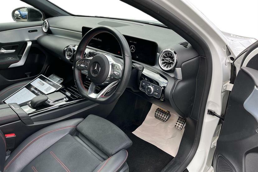 Mercedes-Benz A Class A180 Amg Line Executive WF72ZBG White #5
