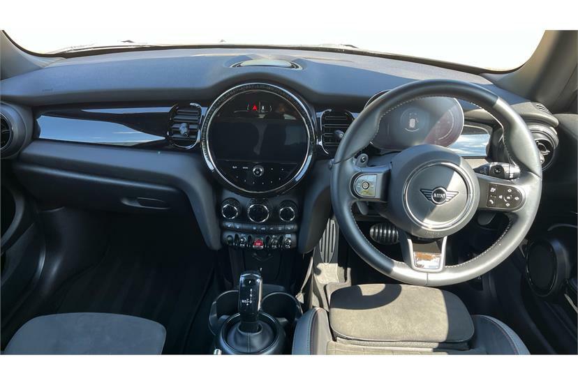 Mini Hatch 2.0 Cooper S Sport Premium GJ23WCD White #4