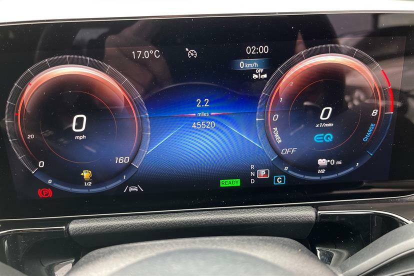 Mercedes-Benz GLA Class 250E Amg Line Executive KT23HPC White #6