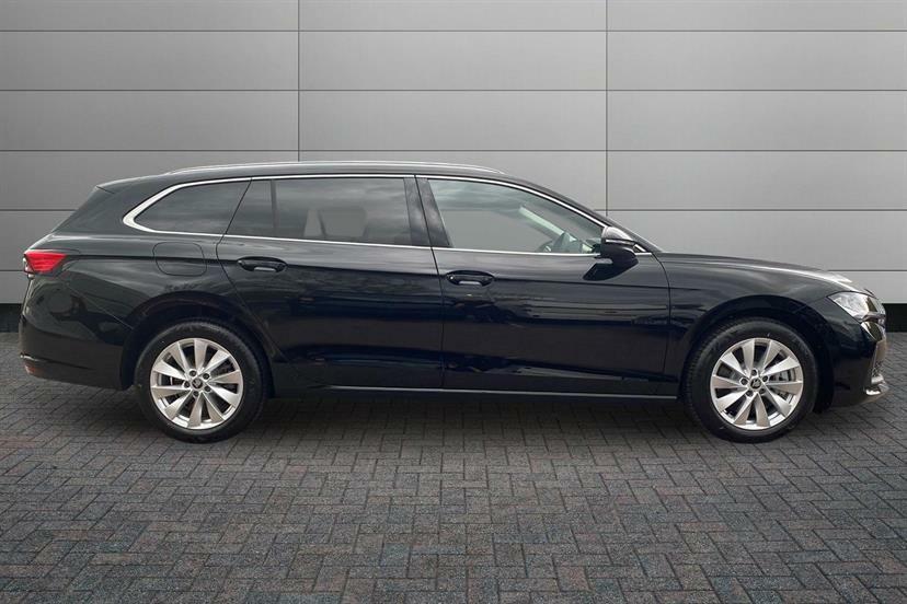 Skoda Superb 1.5 Tsi Iv Se Technology Dsg LS26BNF Black #4