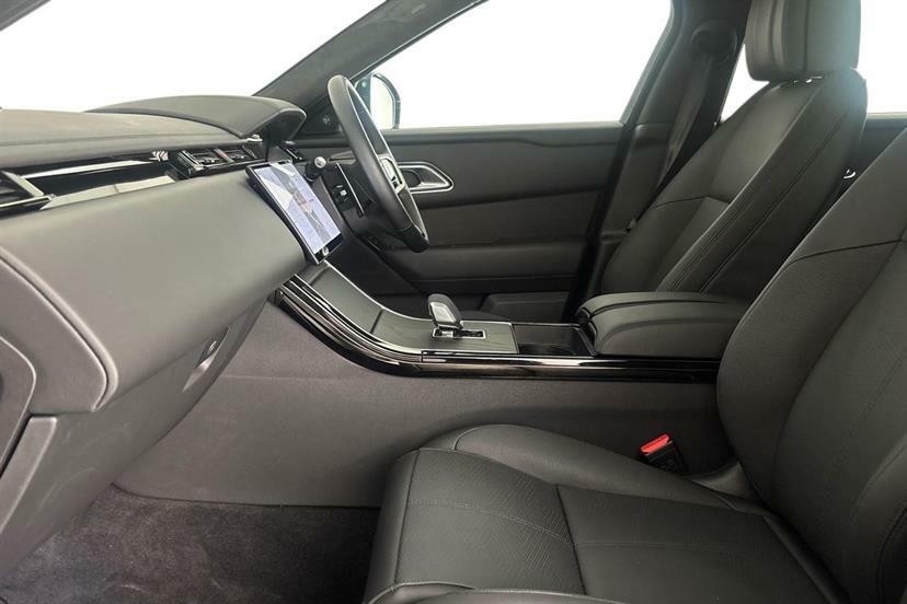 Land Rover Range Rover Velar 2.0 D200 Mhev Revised KP25BPK Black #3
