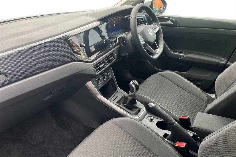 Volkswagen Taigo 1.0 Tsi Life MV26FNT Silver #2