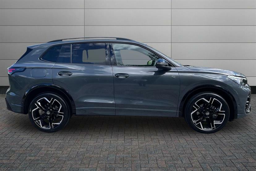 Volkswagen Tiguan 1.5 Etsi 150 R-line Dsg GJ26OBX Grey #4