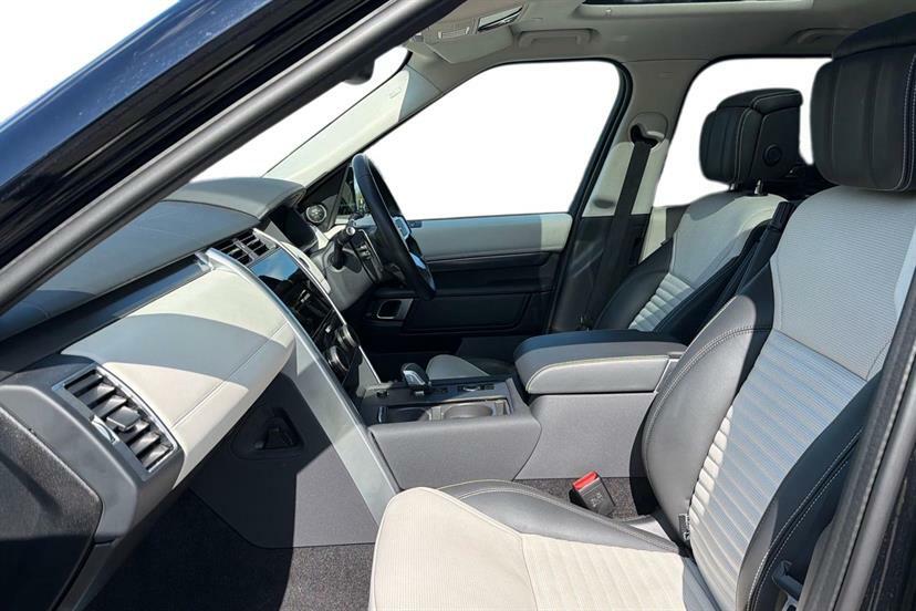 Land Rover Discovery 3.0 D350 Metropolitan Edition PG74FGP Black #3