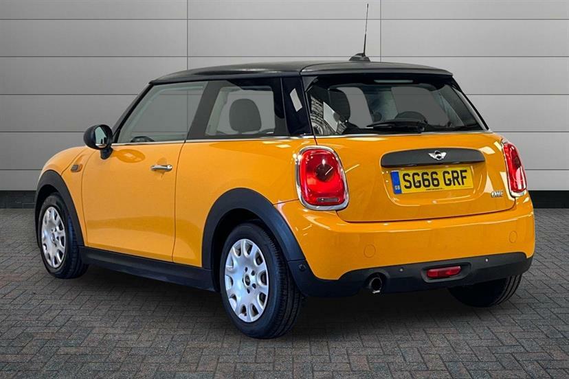 Mini Hatch 1.2 One SG66GRF Orange #3