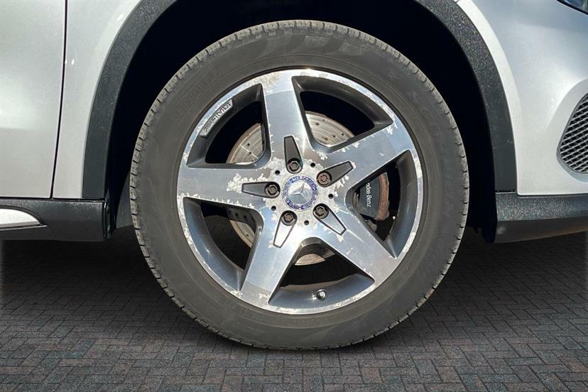 Mercedes-Benz GLA Class 220 Cdi 4Matic Amg Line EJ15NMK Silver #4