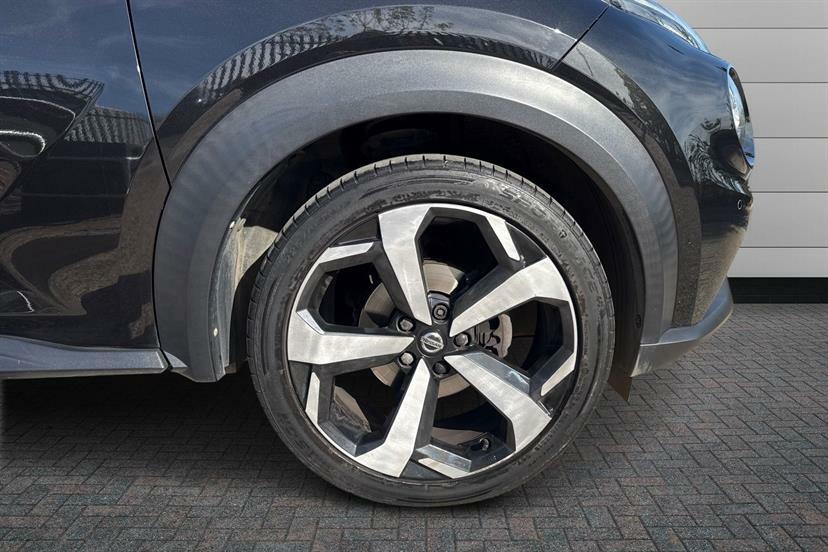 Nissan Juke 1.0 Dig-t 114 Tekna LL70UCZ Black #5