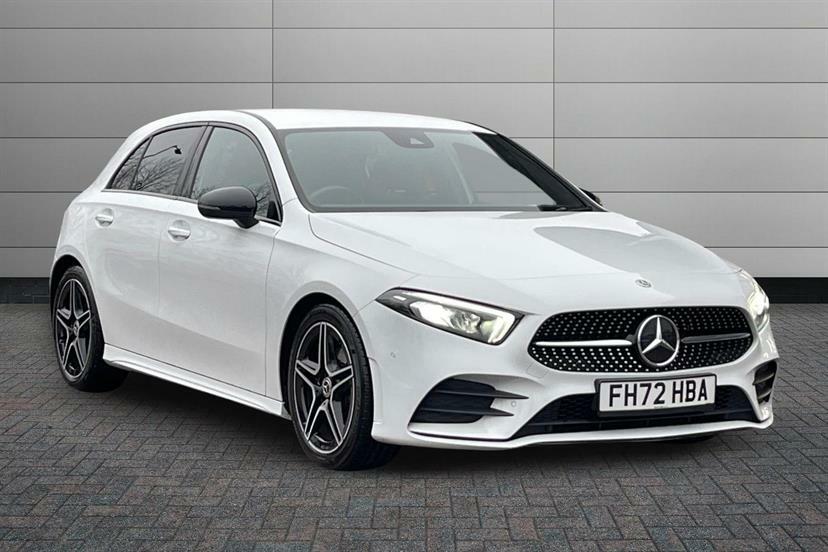 Mercedes-Benz A Class A180 Amg Line Executive FH72HBA White