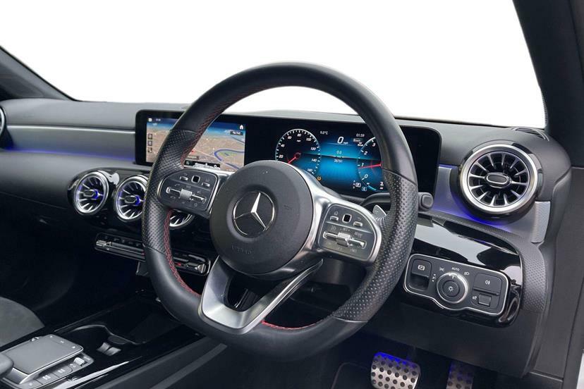 Mercedes-Benz A Class A180 Amg Line Executive FH72HBA White #5