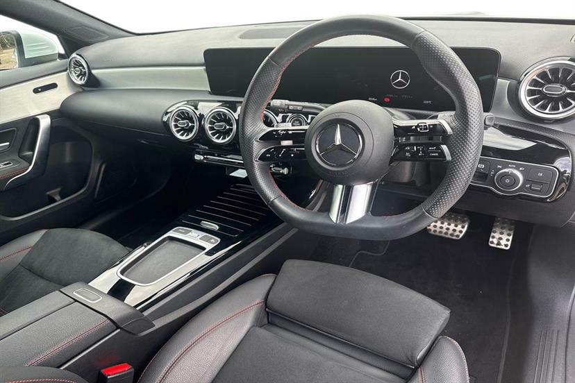 Mercedes-Benz A Class A200 Amg Line Executive BM23NNR White #5