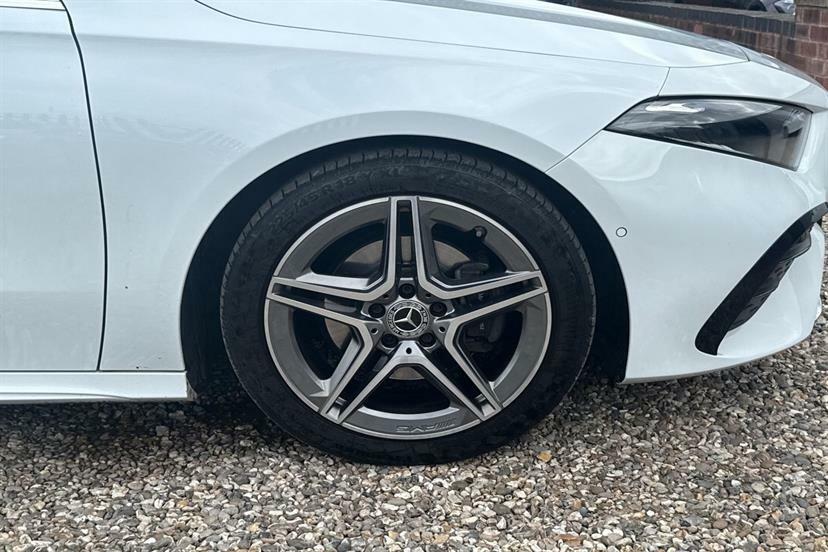 Mercedes-Benz A Class A200 Amg Line Executive BM23NNR White #4