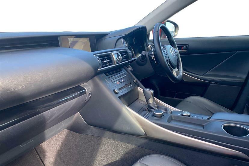 Lexus IS 300H Cvt Red #2