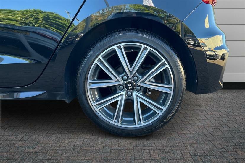 Audi A1 30 Tfsi S Line S Tronic Tech Pack LO24HLV Black #5
