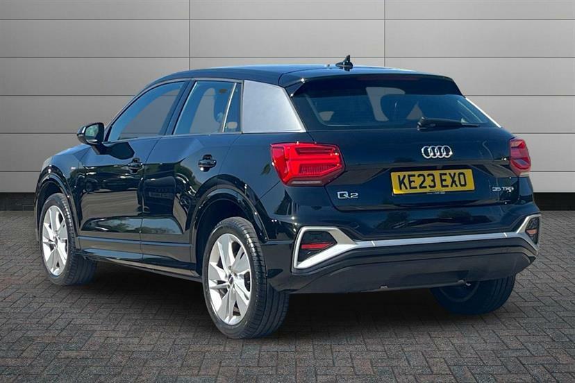 Audi Q2 35 Tfsi S Line S Tronic Cs KE23EXO Black #3