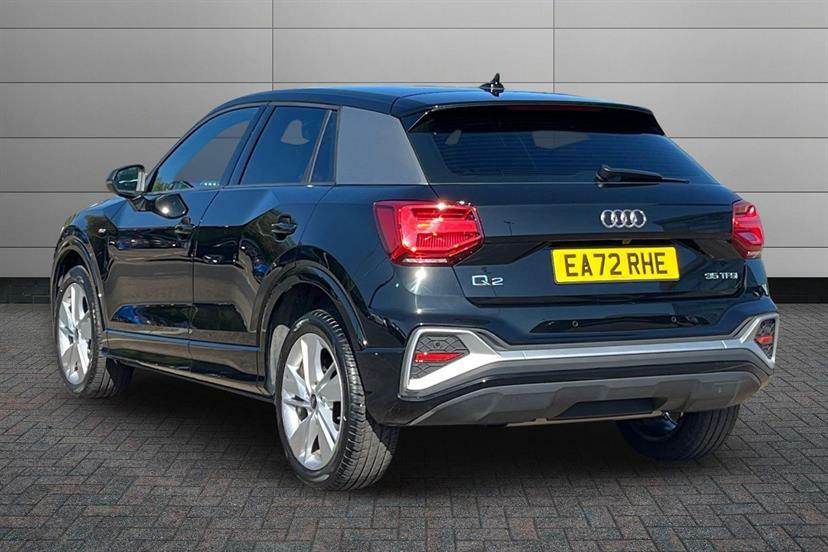 Audi Q2 35 Tfsi S Line S Tronic EA72RHE Black #3