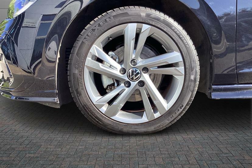 Volkswagen Golf 1.5 Etsi 150 R-line Dsg Black #5