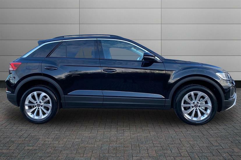 Volkswagen T-Roc 1.5 Tsi Match Dsg WH75BFK Black #4