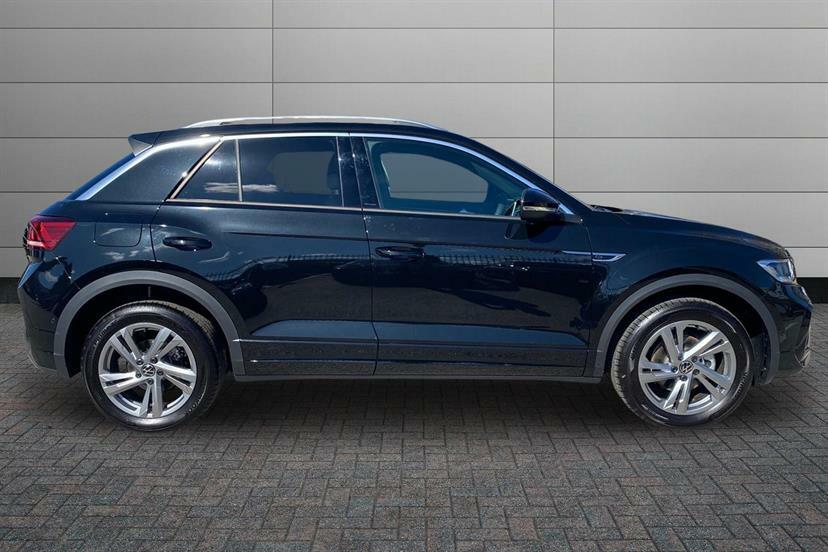 Volkswagen T-Roc 1.5 Tsi R-line MJ26AHK Black #4