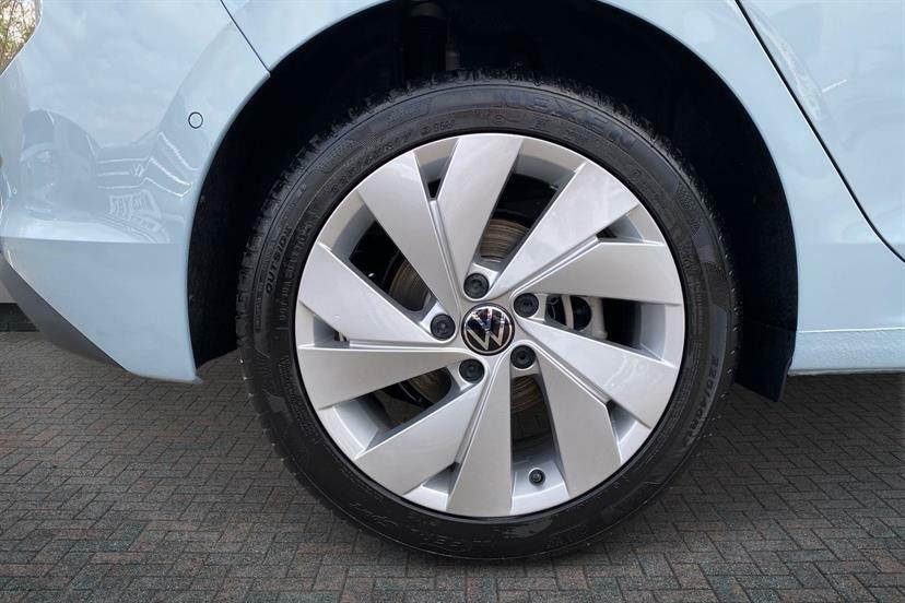 Volkswagen Golf 1.5 Tsi 204 Match Ehybrid Dsg MV26YRC Blue #5