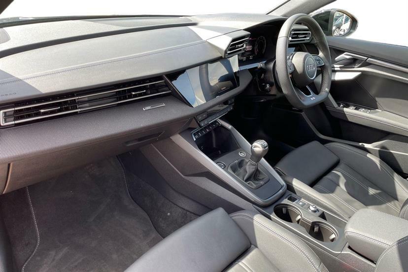 Audi A3 1.5 Tfsi 150 Black Edition MV26EXK Blue #2