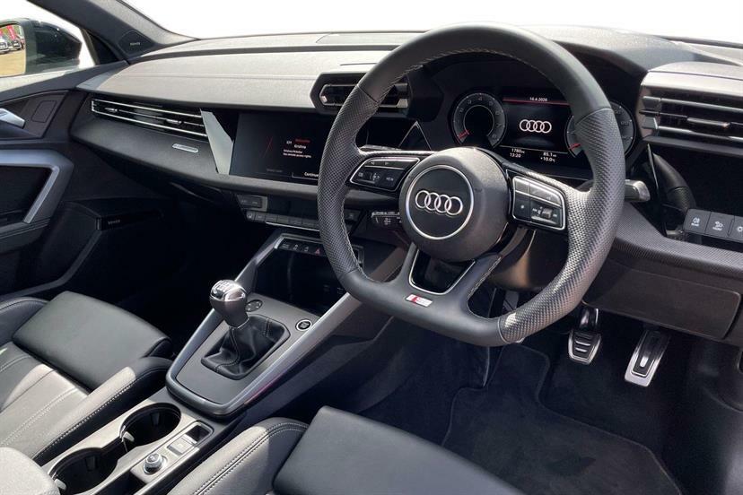 Audi A3 1.5 Tfsi 150 Black Edition MV26EXK Blue #6