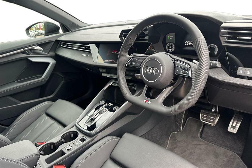 Audi A3 1.5 Tfsi E 204 Black Edition S Tronic MV26JPX Black #6