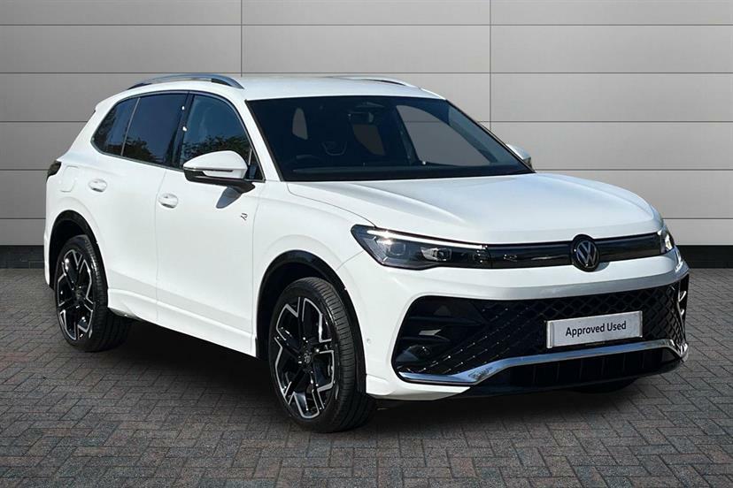 Volkswagen Tiguan 1.5 Etsi 150 R-line Dsg White