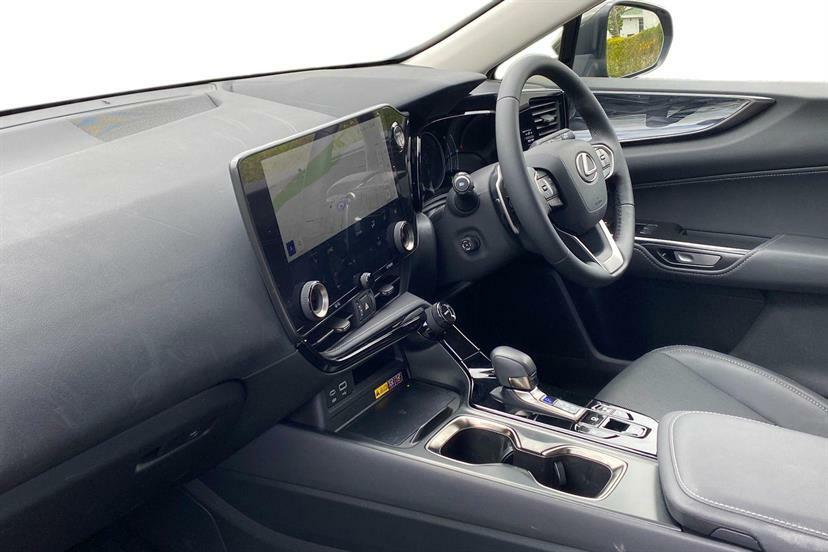Lexus NX 350H 2.5 Premium E-cvt LA74TTJ #2