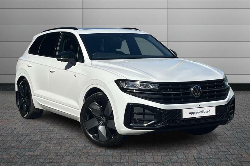 Volkswagen Touareg 3.0 V6 Tdi 4Motion 286 Black Edition Tip White