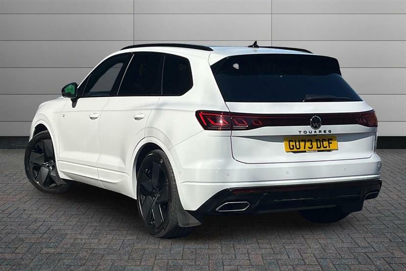Volkswagen Touareg 3.0 V6 Tdi 4Motion 286 Black Edition Tip GU73DCF White #3