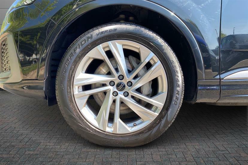 Audi Q7 50 Tdi Quattro Black Edition Tiptronic LP23ZFG Black #5