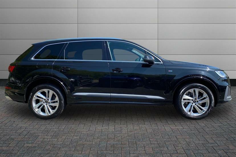 Audi Q7 50 Tdi Quattro Black Edition Tiptronic LP23ZFG Black #4