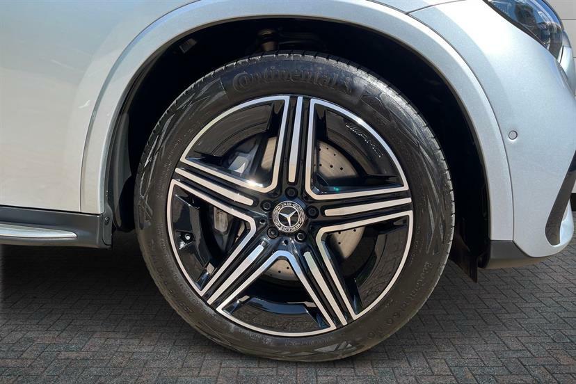 Mercedes-Benz GLC Class Glc 300D 4Matic Amg Line Premium 9G-tronic AO24NZB Silver #4