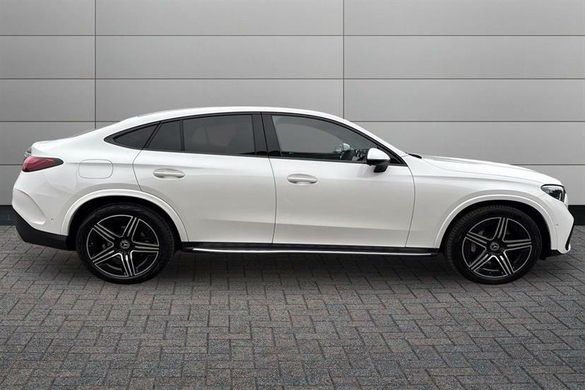 Mercedes-Benz GLC Class Glc 220D 4Matic Amg Line Premium 9G-tronic KK25BWB White #3