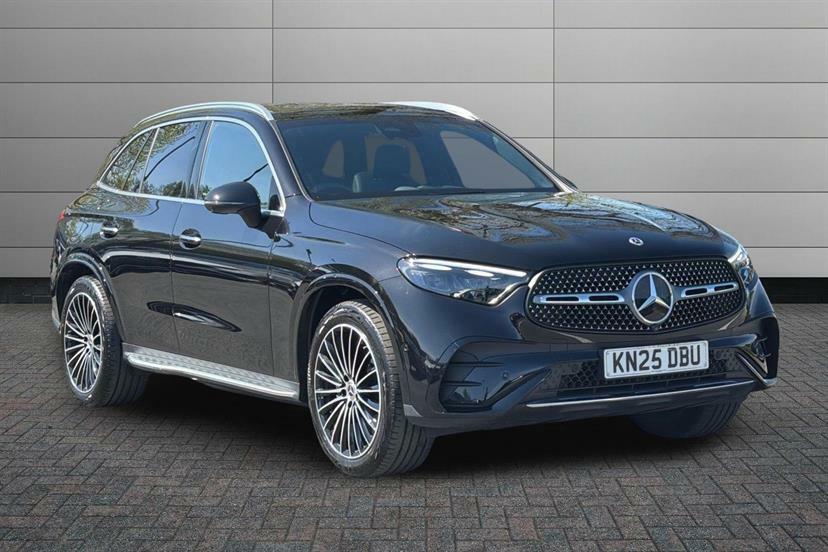 Mercedes-Benz GLC Class 300D 4Matic Amg Line Premium 9G-tronic Black