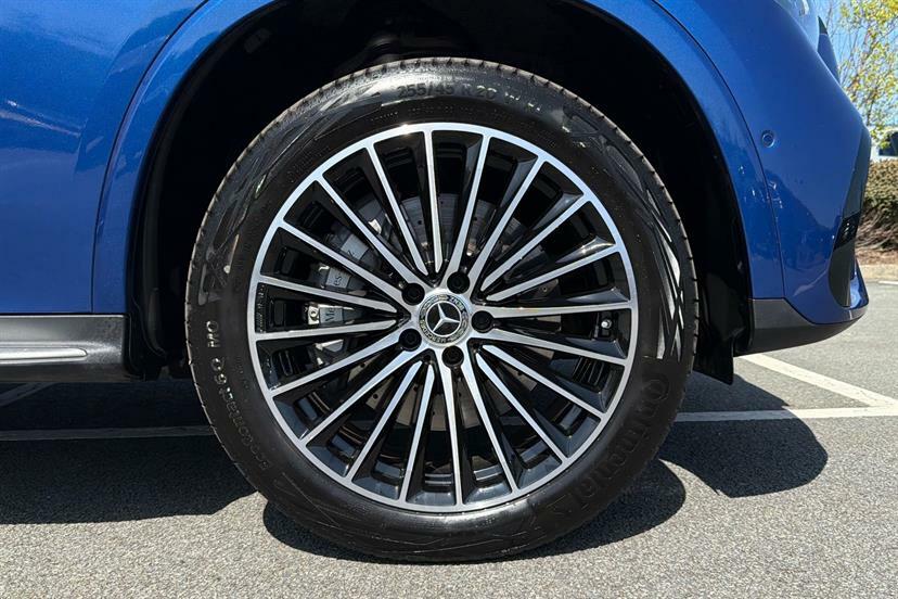 Mercedes-Benz GLC Class 300E 4Matic Amg Line Prem Plus 9G-tronic KP75WVW Blue #4