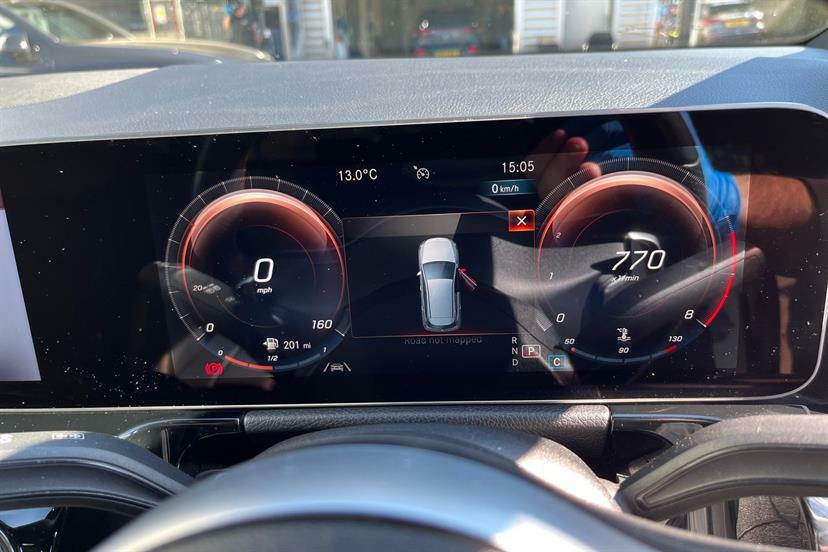 Mercedes-Benz B Class B220 4Matic Amg Line Premium White #6