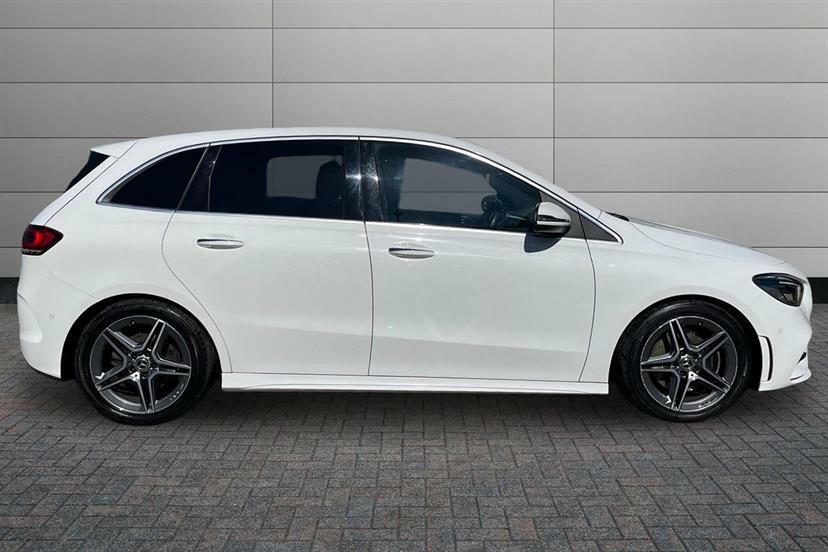 Mercedes-Benz B Class B220 4Matic Amg Line Premium White #3