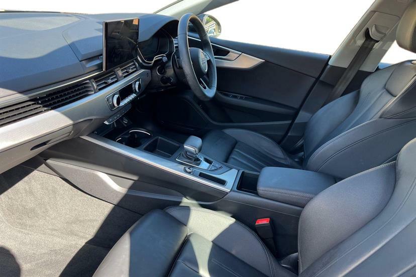 Audi A5 35 Tfsi Sport S Tronic LS24XZT Black #2