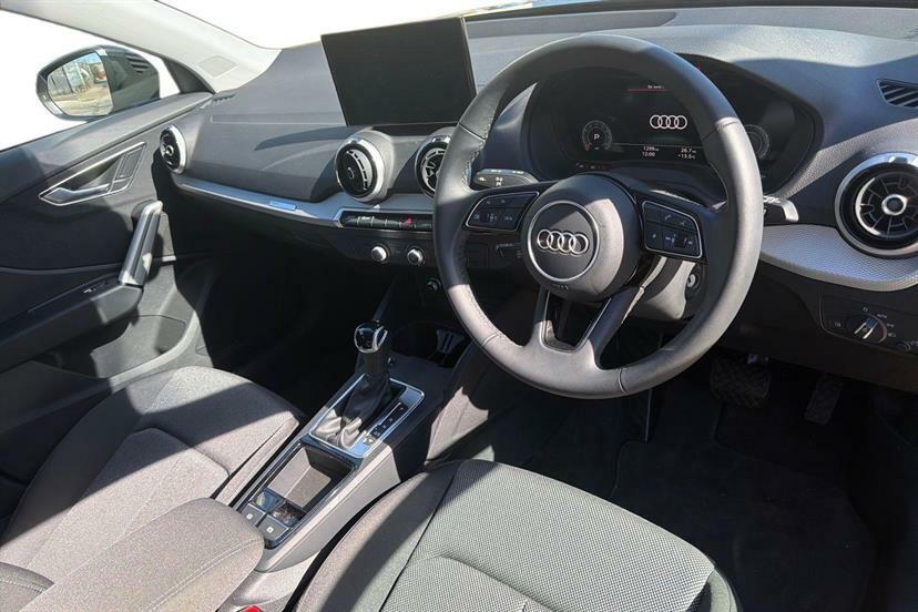 Audi Q2 35 Tfsi Sport S Tronic EN75CUC Black #6
